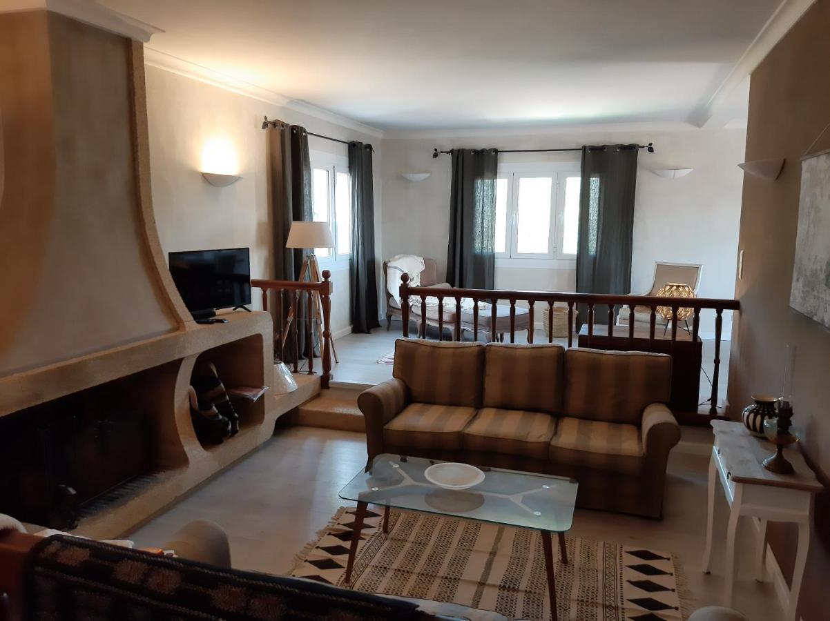 カルヴィ Casa Ottobre Blu Bed & Breakfast エクステリア 写真