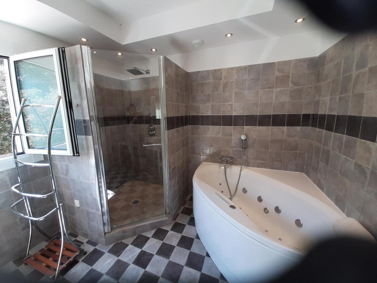 カルヴィ Casa Ottobre Blu Bed & Breakfast エクステリア 写真